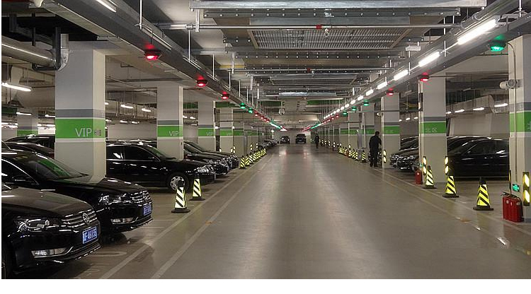 upark悠泊超聲波車位引導系統 智能停車場的物聯先鋒